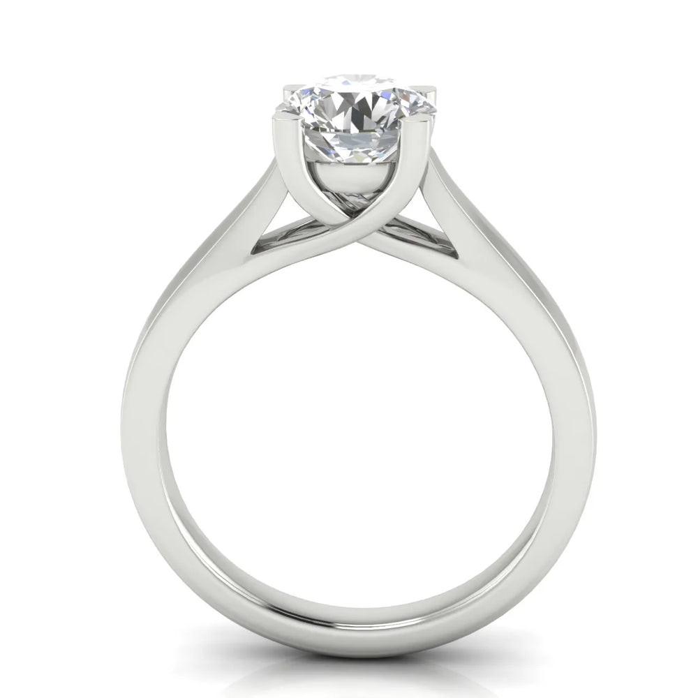 Elegant Solitaire Ring with Classic Four-Prong Setting