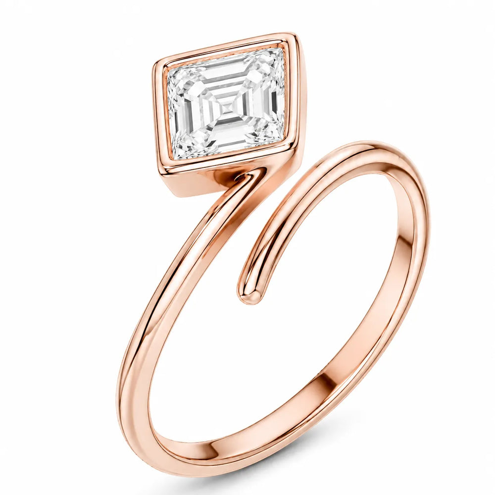 Elegant Pear-Cut Bezel Wrap Diamond Ring