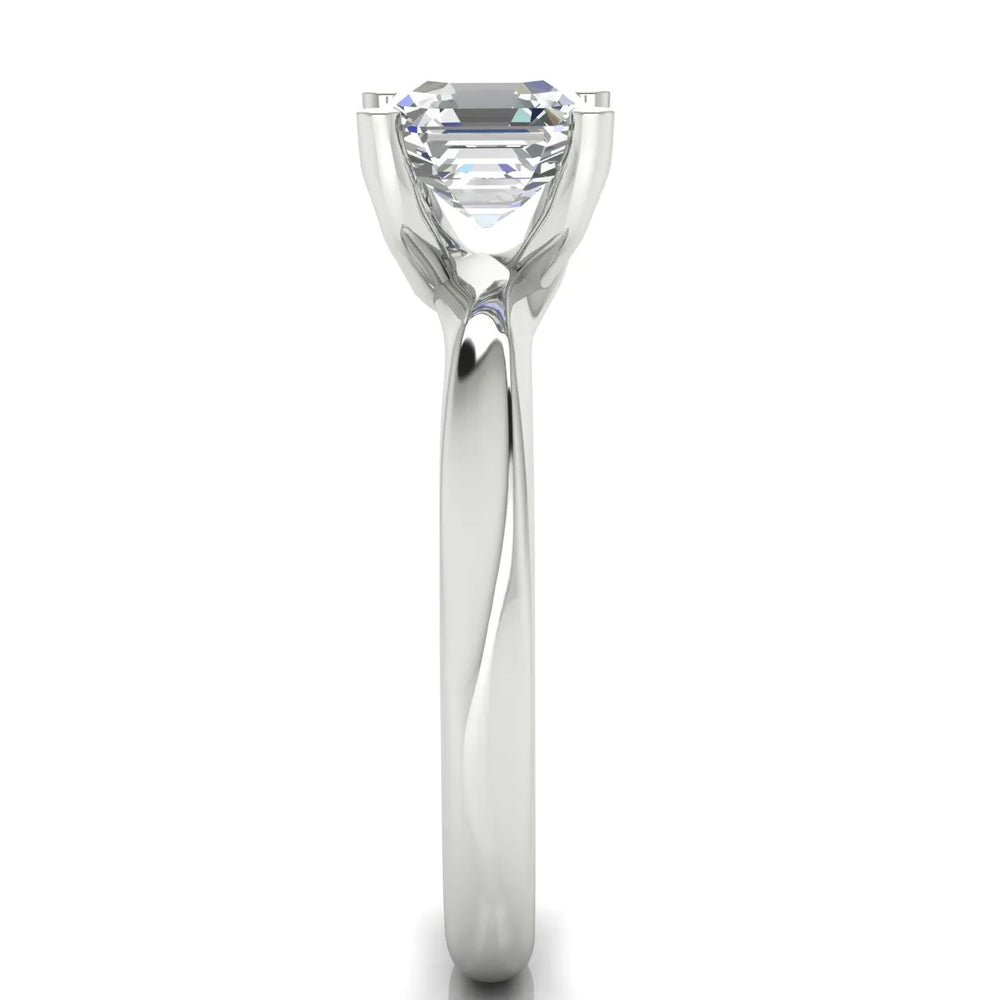 Elegant Solitaire Engagement Ring
