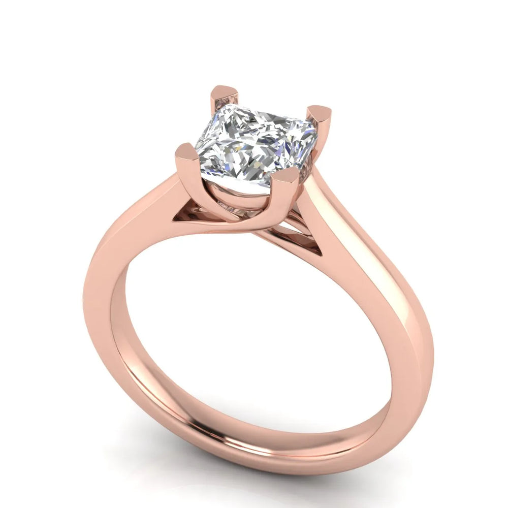 Elegant Solitaire Ring with Classic Four-Prong Setting