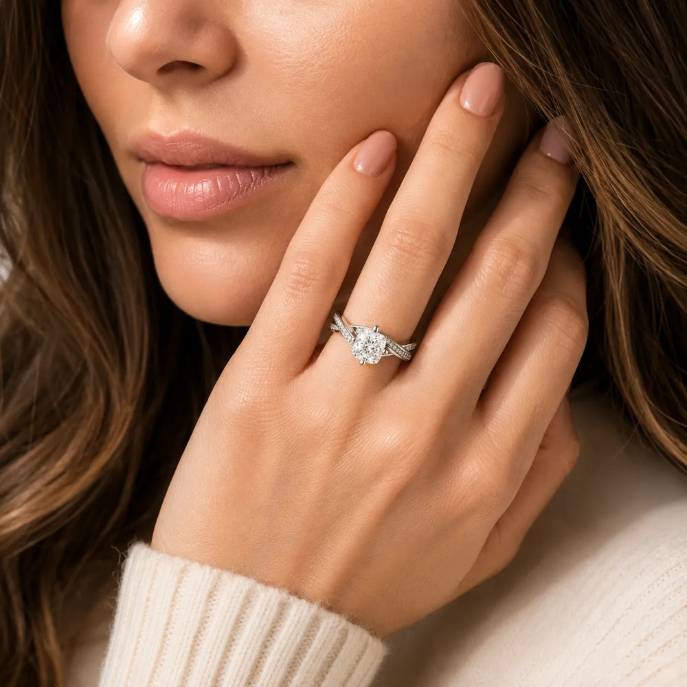 Eternal Embrace Solitaire Ring With Round Diamond