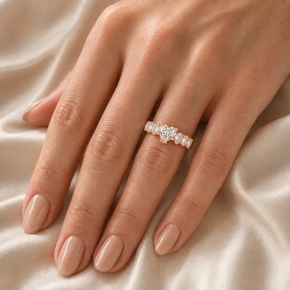 The Everlasting Grace Ring with Oval Diamond