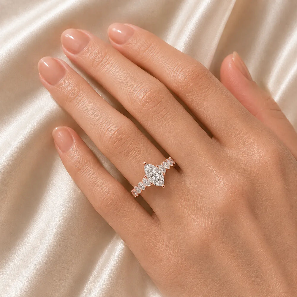The Everlasting Grace Ring with Oval Diamond