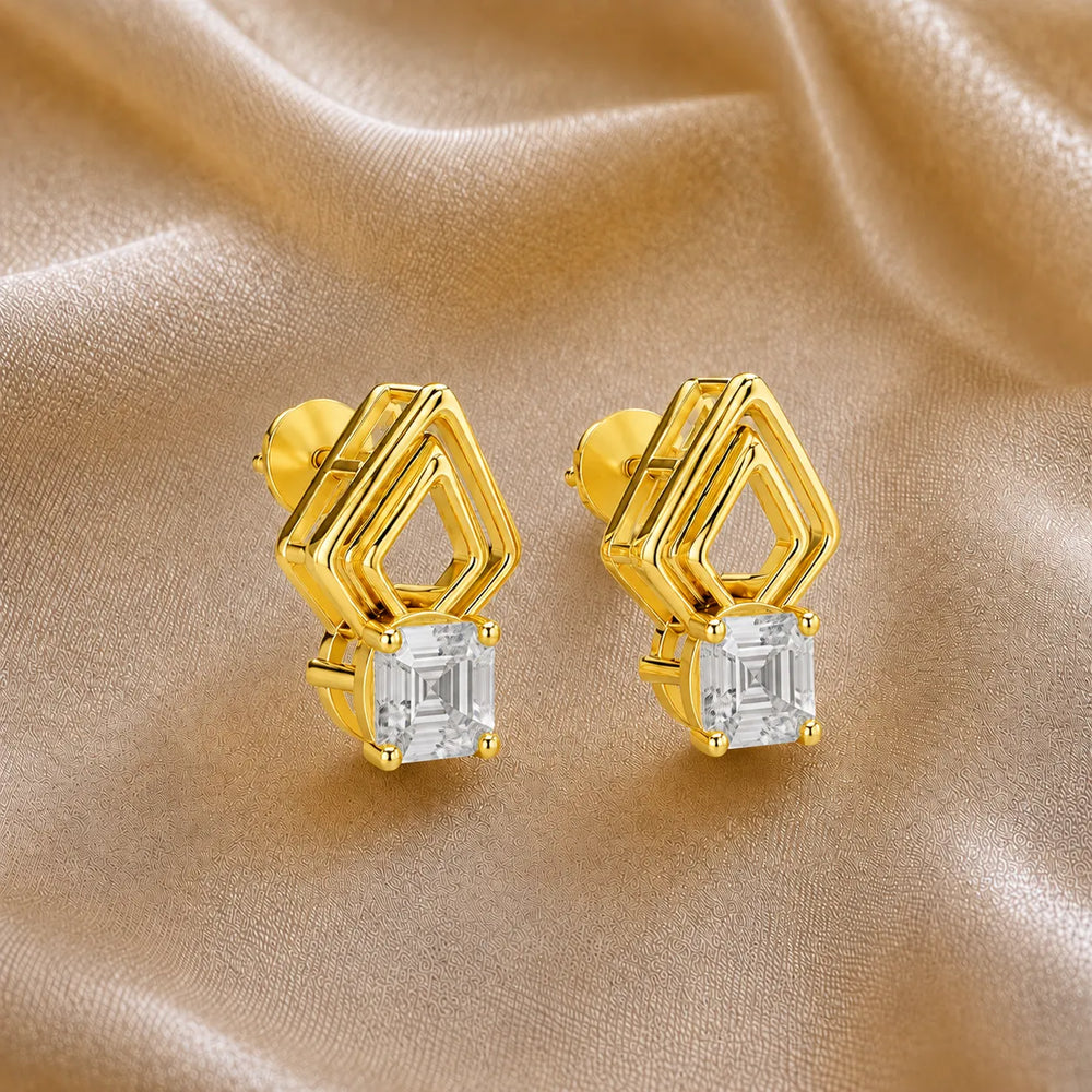 The Diamond Horizon Studs earring