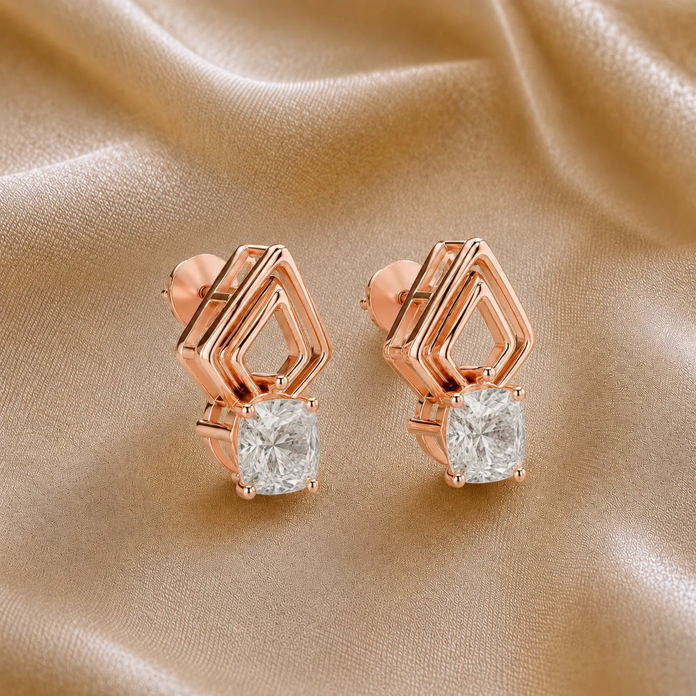 The Diamond Horizon Studs earring