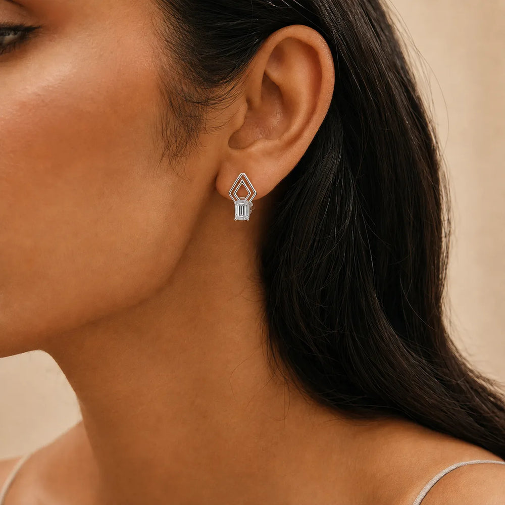 The Diamond Horizon Studs earring