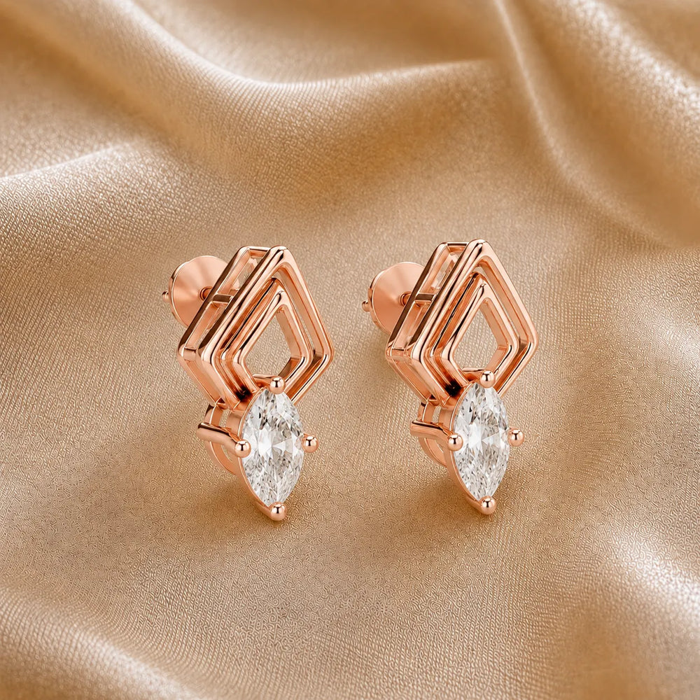 The Diamond Horizon Studs earring
