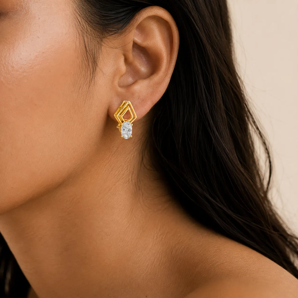 The Diamond Horizon Studs earring