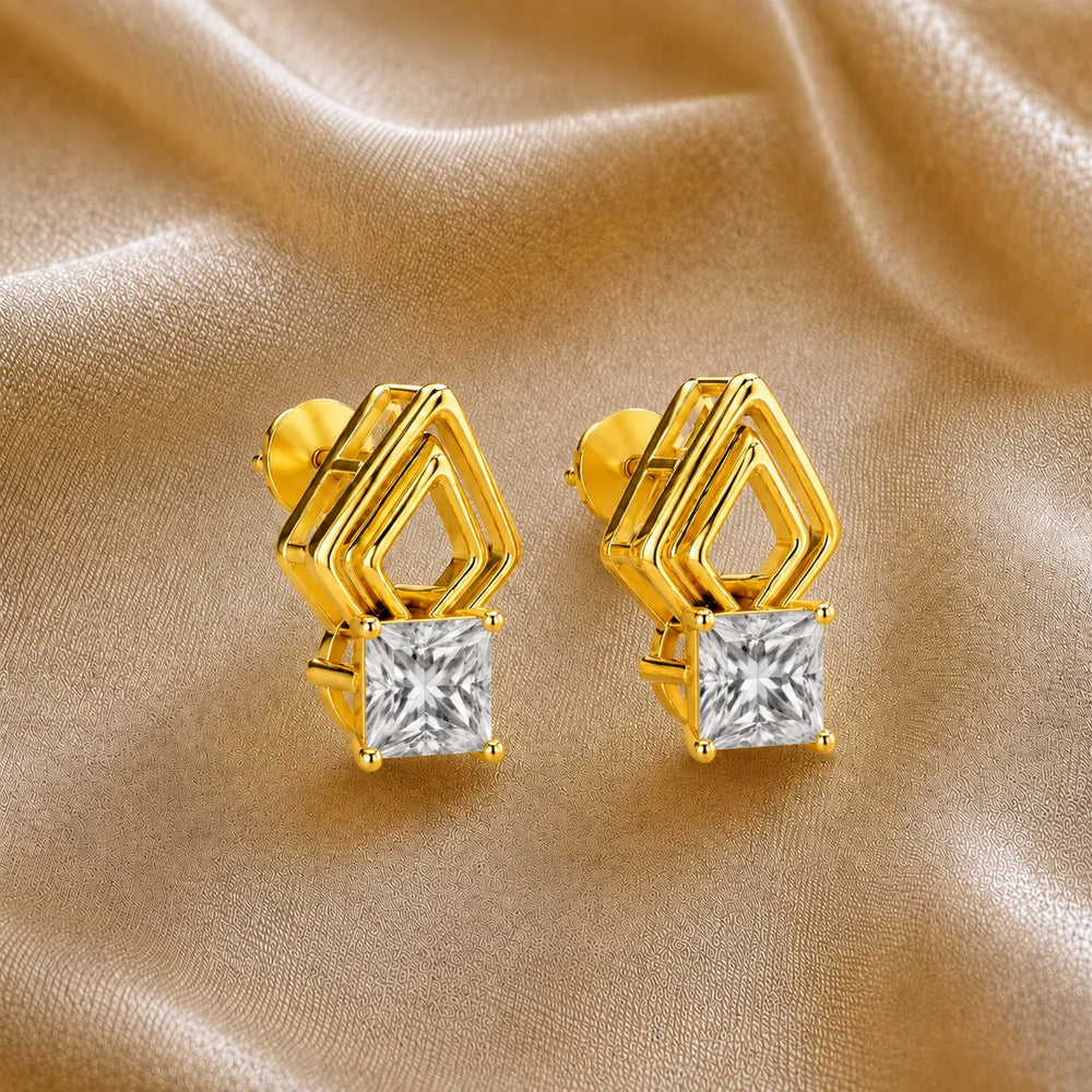 The Diamond Horizon Studs earring