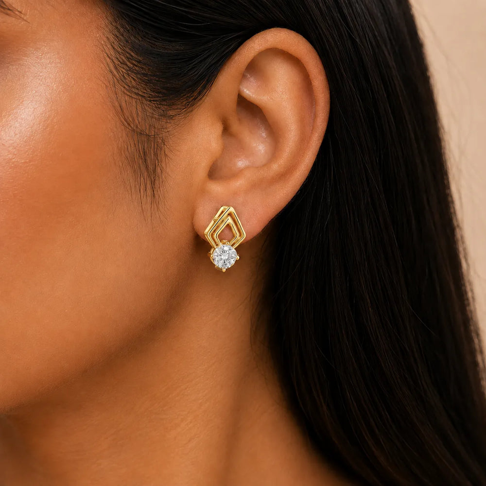 The Diamond Horizon Studs earring