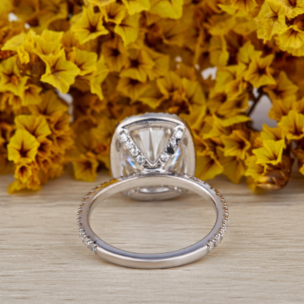 Elongated Cushion Cut Labgrown Ring