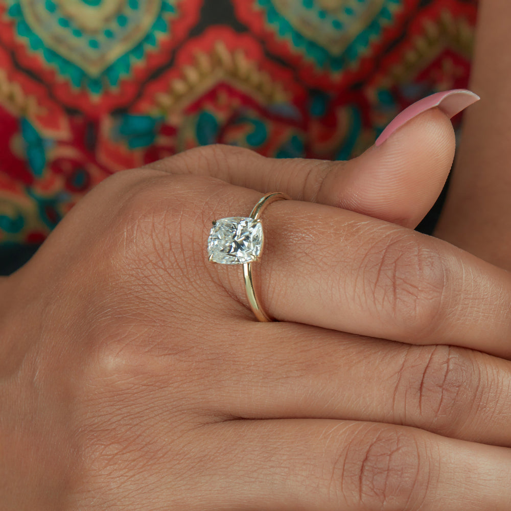 Cushion Cut Labgrown Engagement Ring