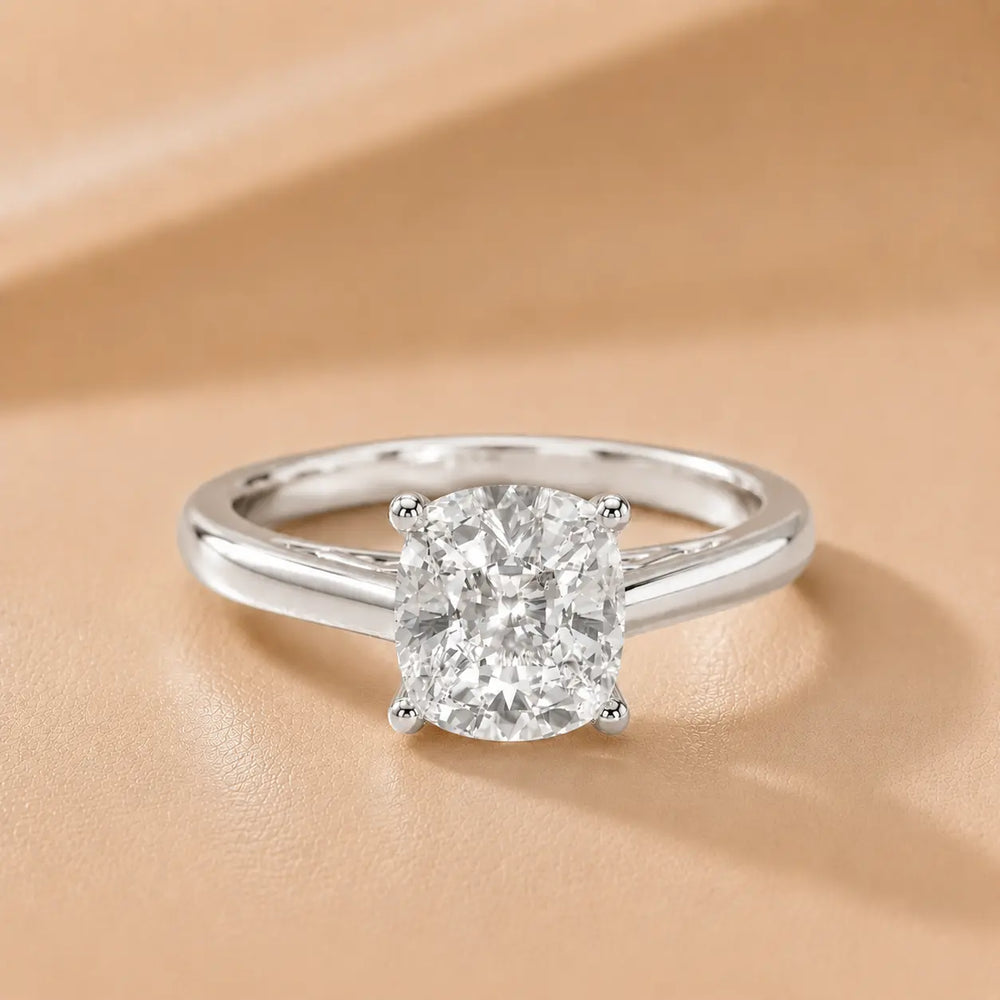 Iris Vintage Heart Diamond Engagement Ring
