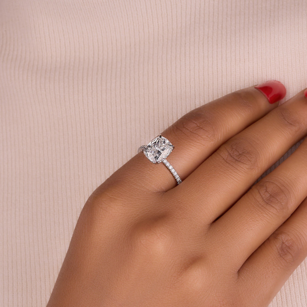 Cushion Cut Labgrown Engagement Ring