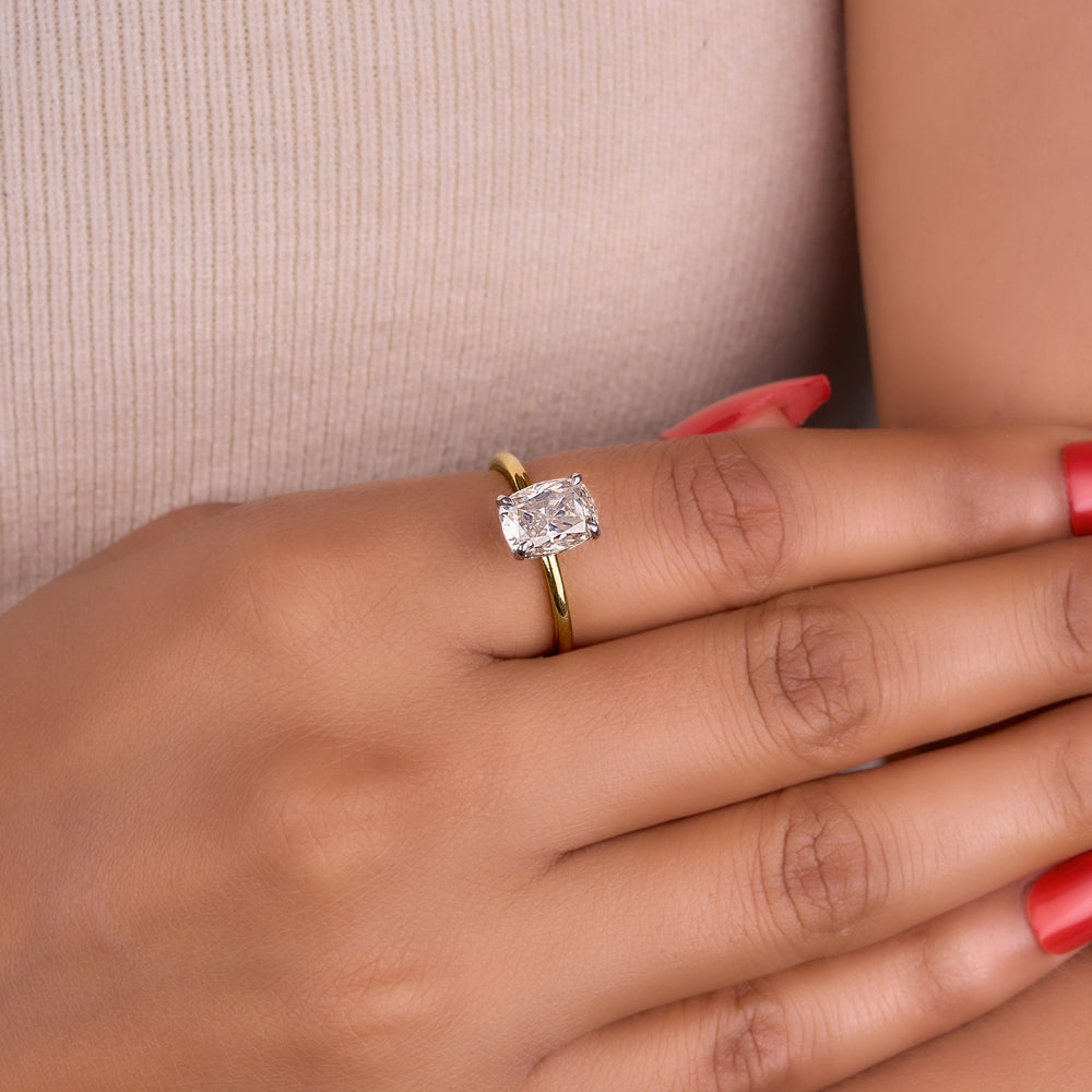 Cushion Cut Labgrown Ring