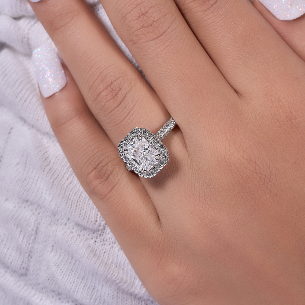 Radiant Cut Labgrown Ring