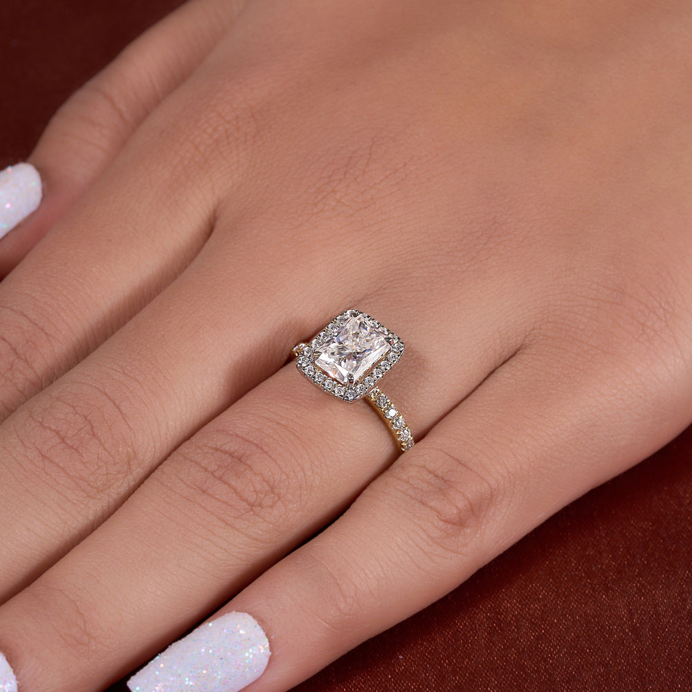 Crushed Ice Radiant Cut Labgrown Ring