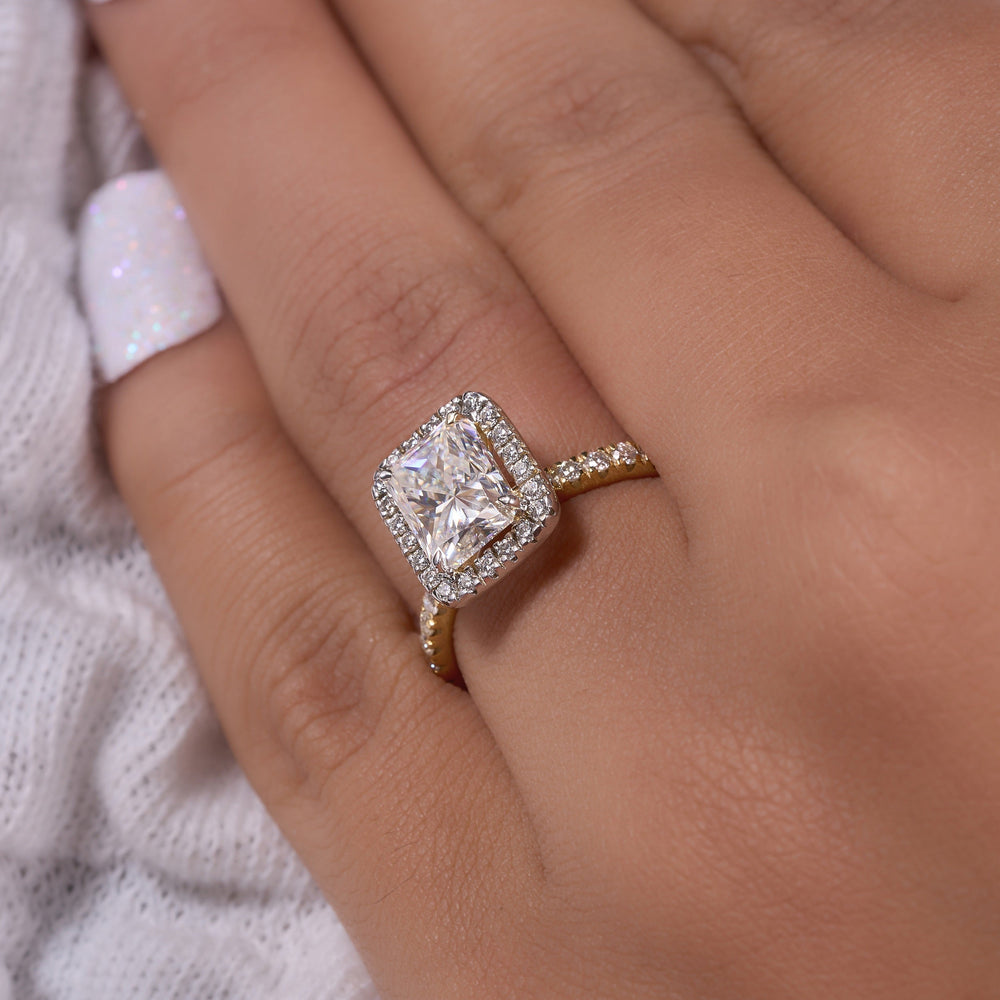 Crushed Ice Radiant Cut Labgrown Ring