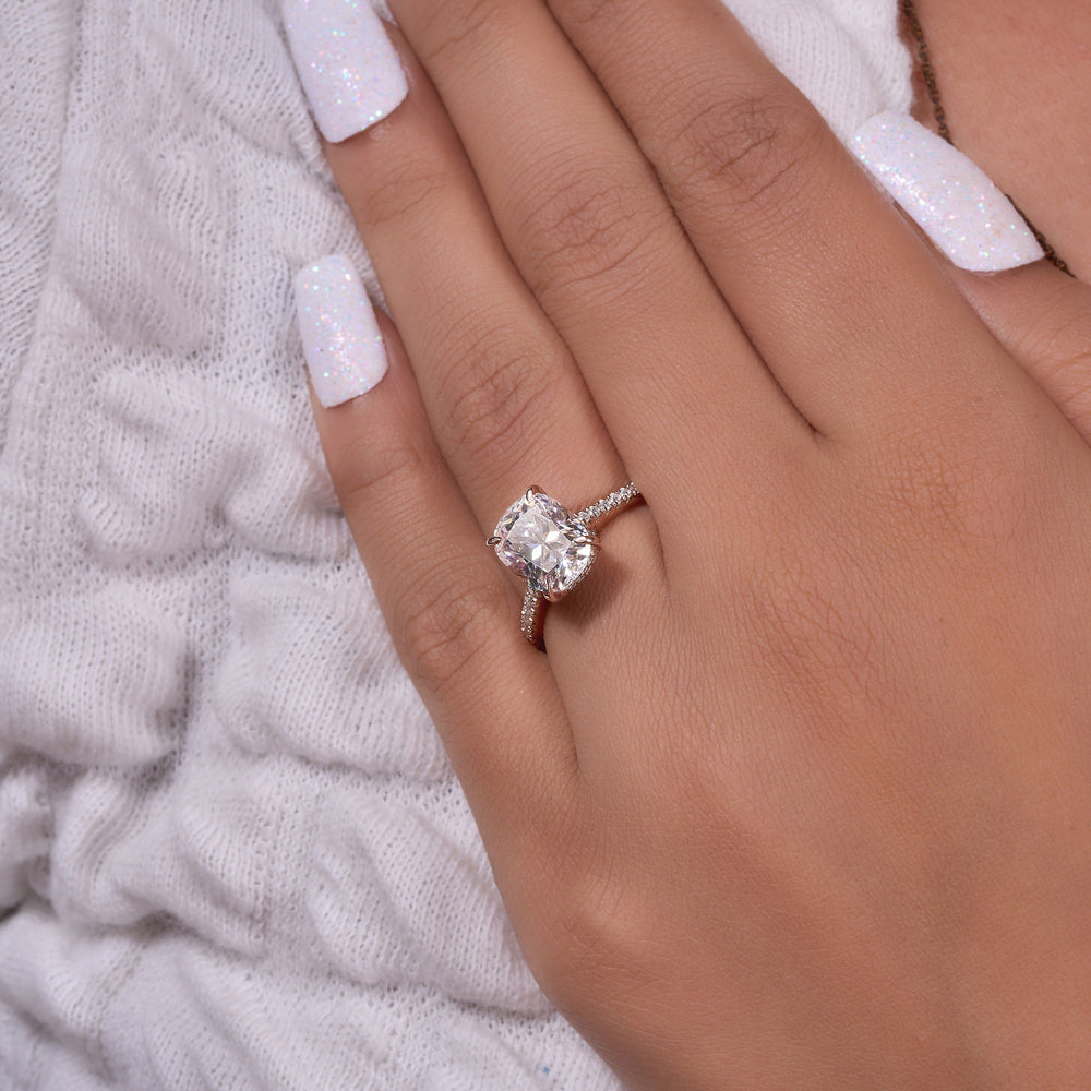 Cushion Cut Labgrown Ring