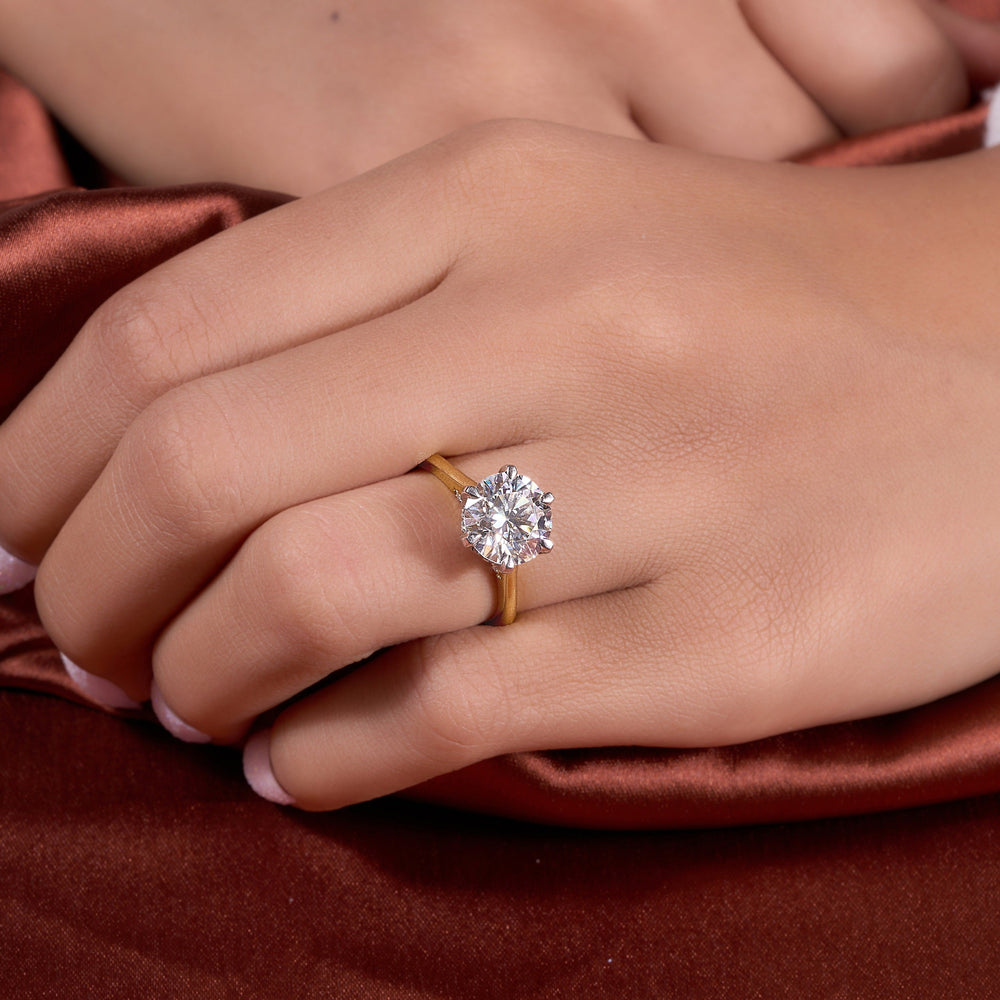 Brilliant Cut Round Labgrown Ring