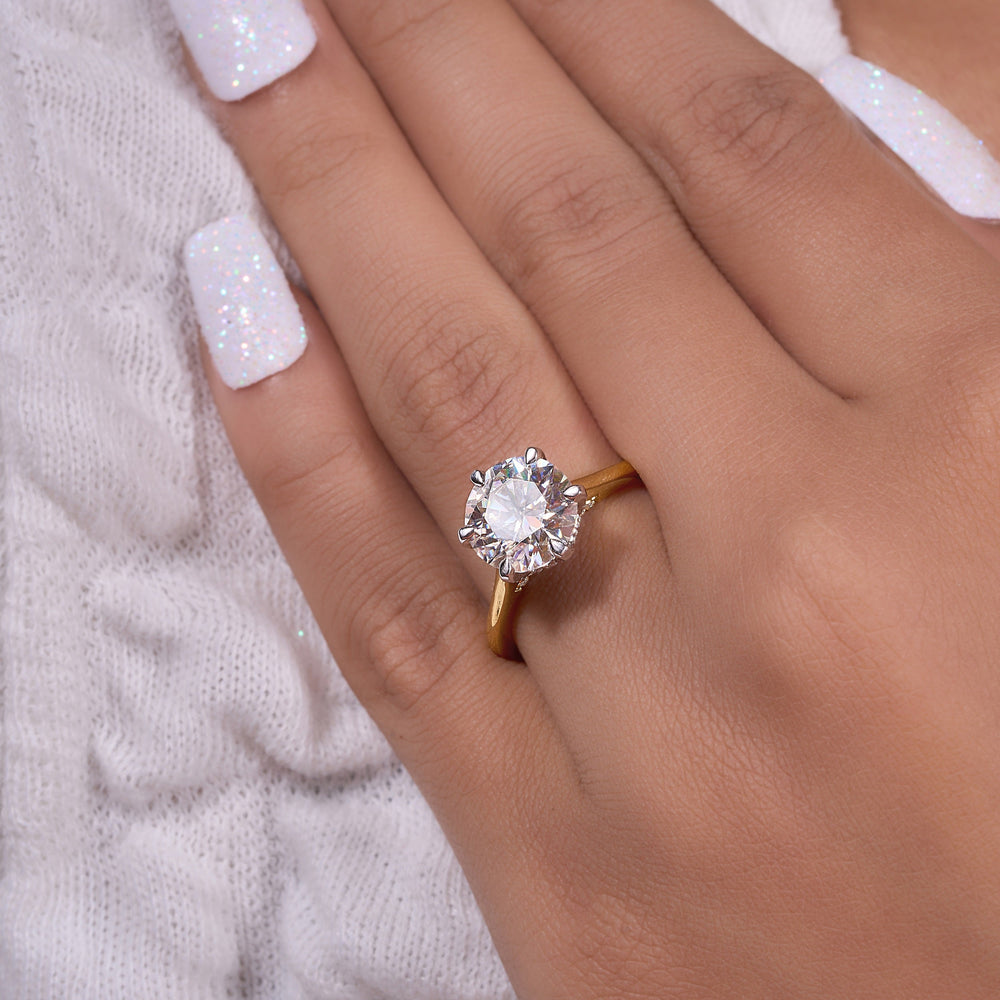 Brilliant Cut Round Labgrown Ring