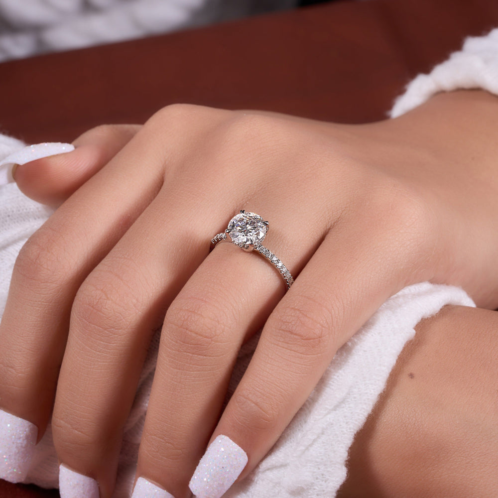 Round Brilliant Cut Labgrown Ring