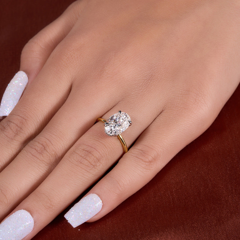 Oval Cut Labgrown Engagement Ring
