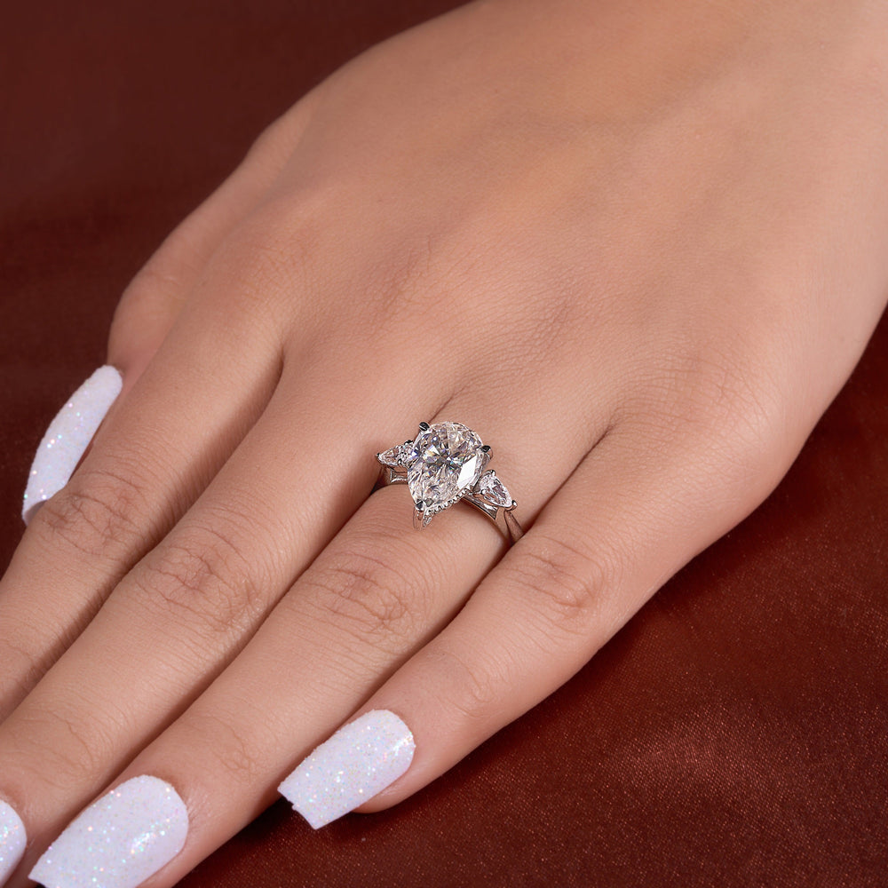 Pear Cut Labgrown Ring