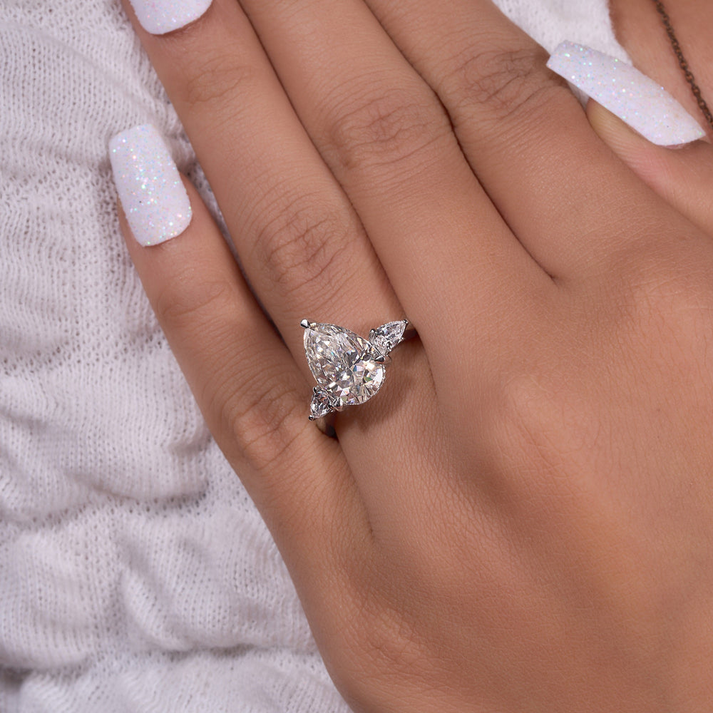 Pear Cut Labgrown Ring