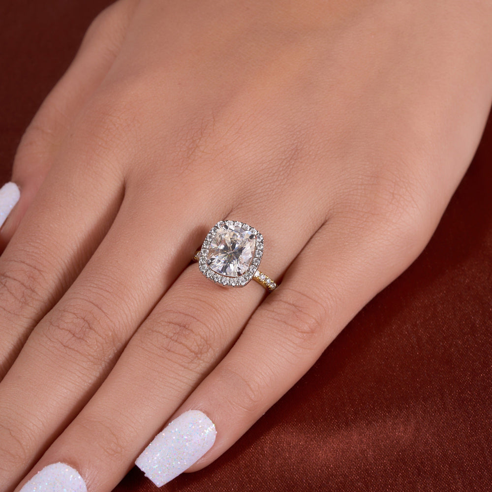 Cushion Cut Labgrown Ring
