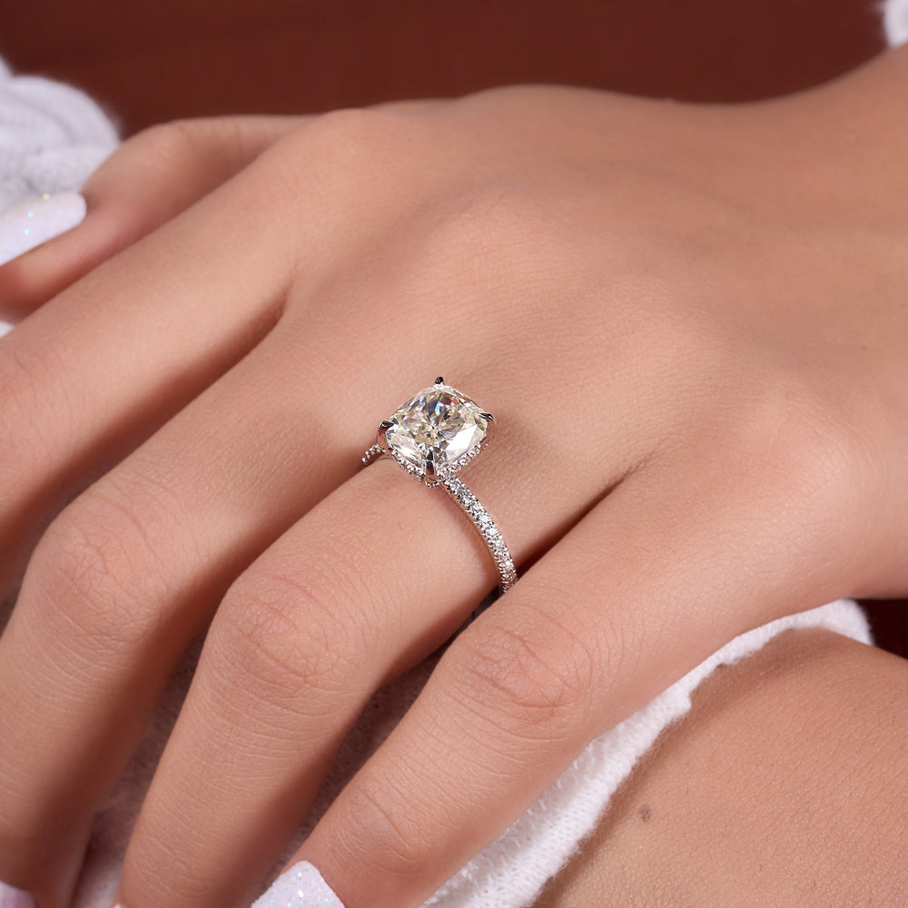 Cushion Cut Labgrown Ring