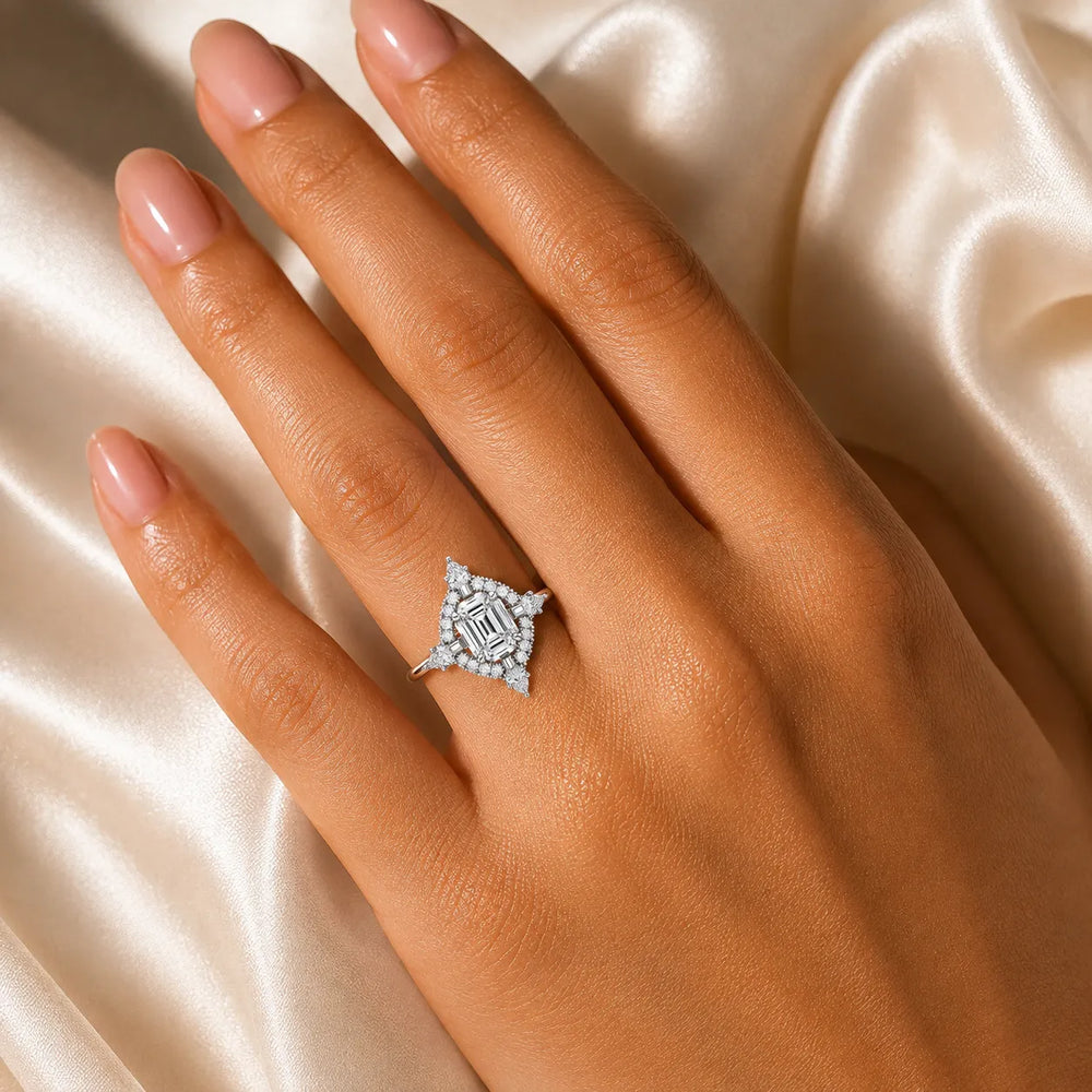 Pear Cut Luminous Halo Ring