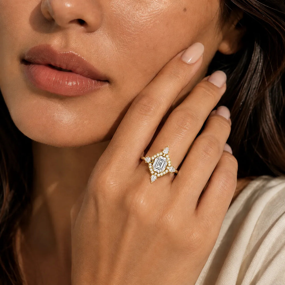 Pear Cut Luminous Halo Ring