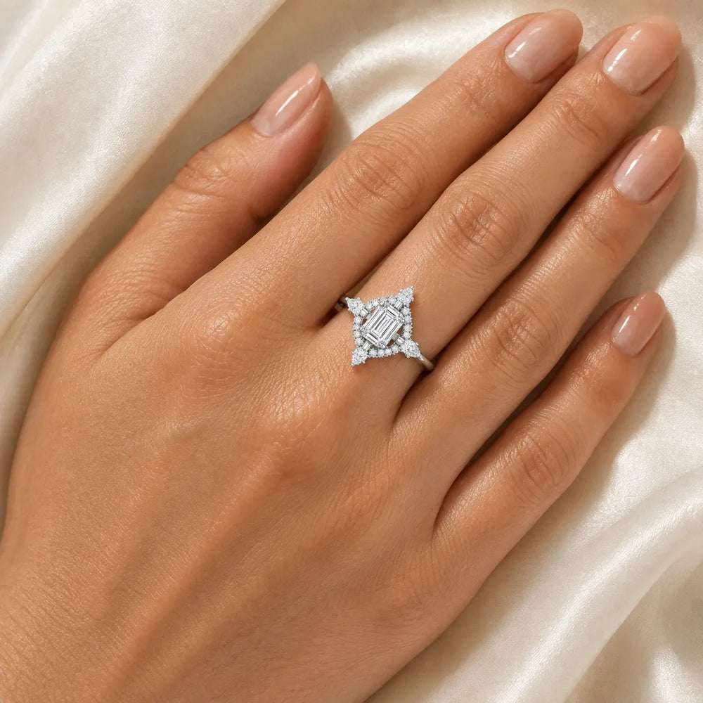 Pear Cut Luminous Halo Ring