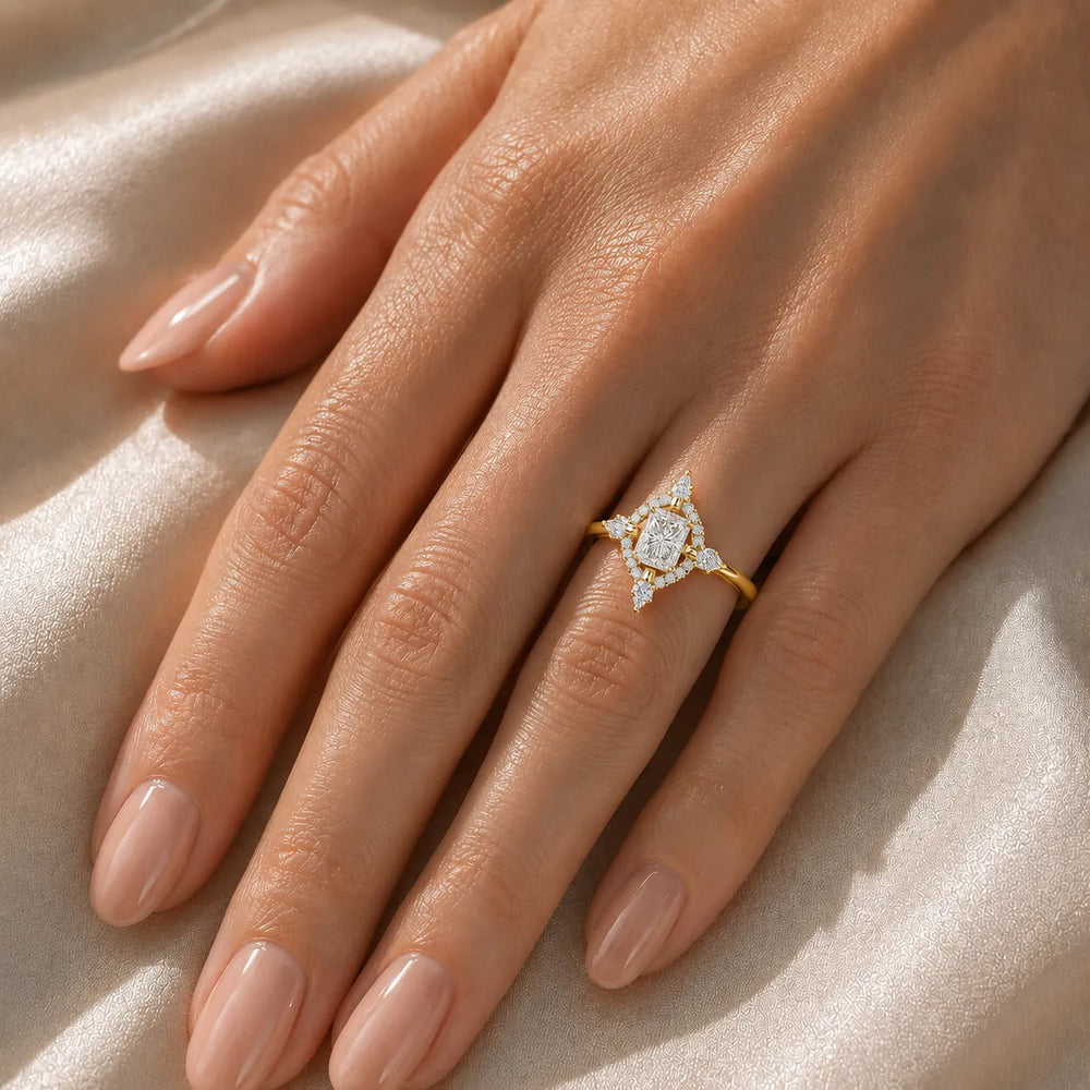 Pear Cut Luminous Halo Ring