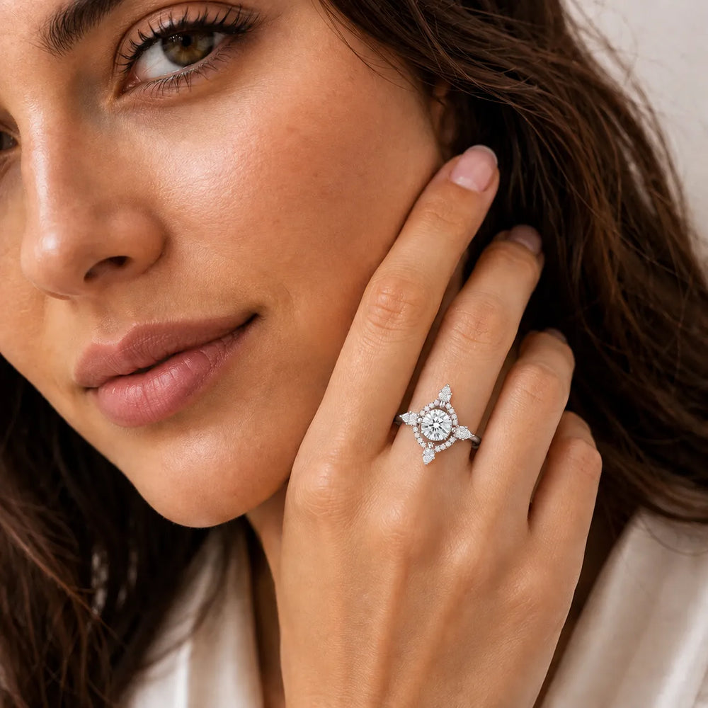 Pear Cut Luminous Halo Ring