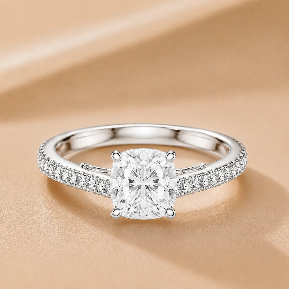 Luminous Promise Ring with Round Elegance