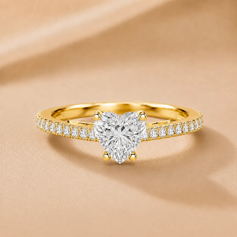 Luminous Promise Ring with Round Elegance