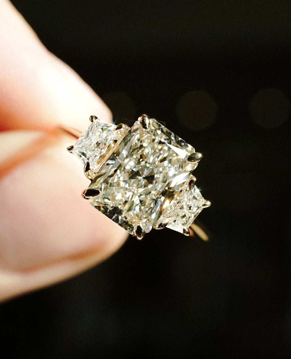 Radiant Cut Labgrown Engagement Ring