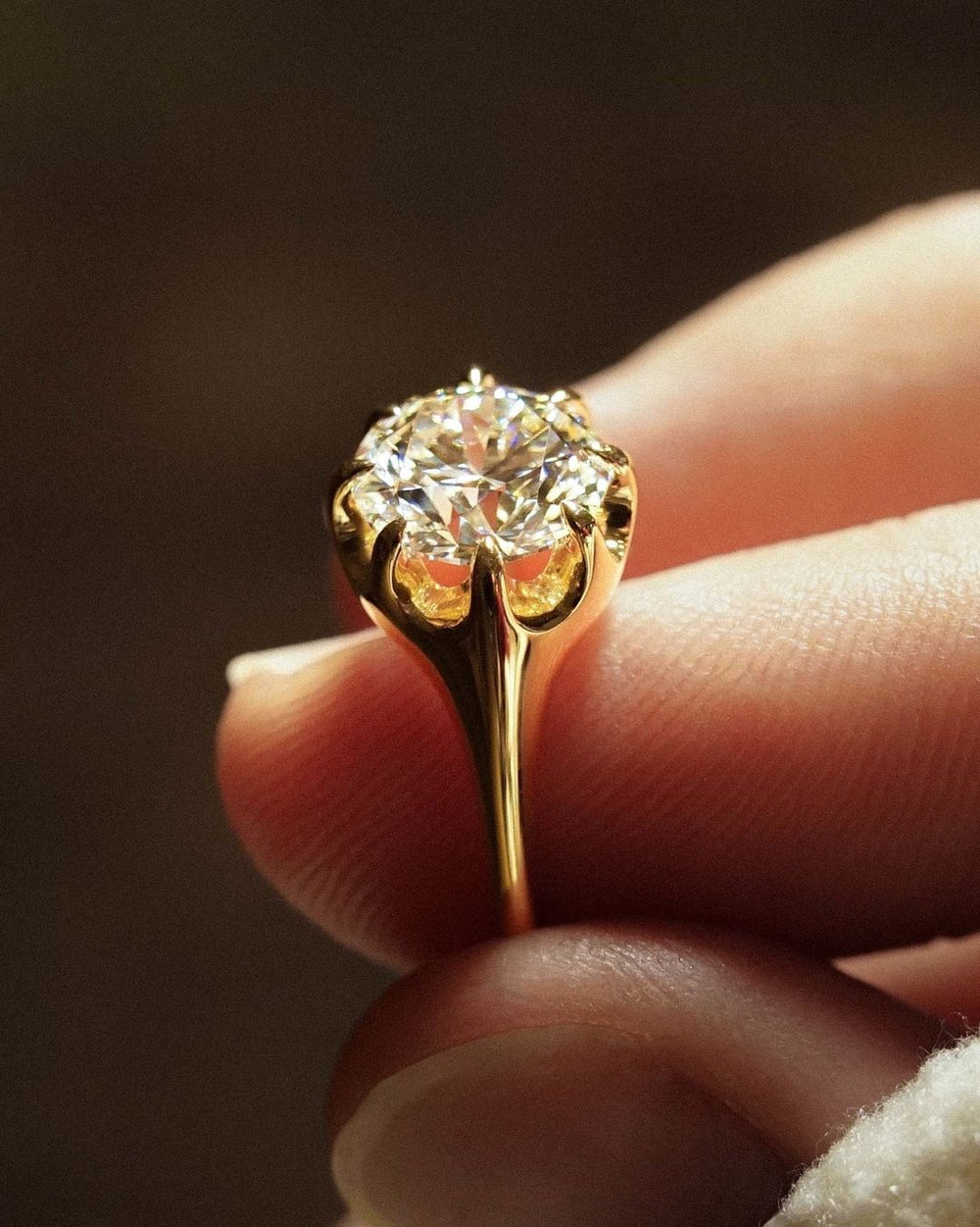 Round Brilliant Cut Labgrown Engagement Ring,