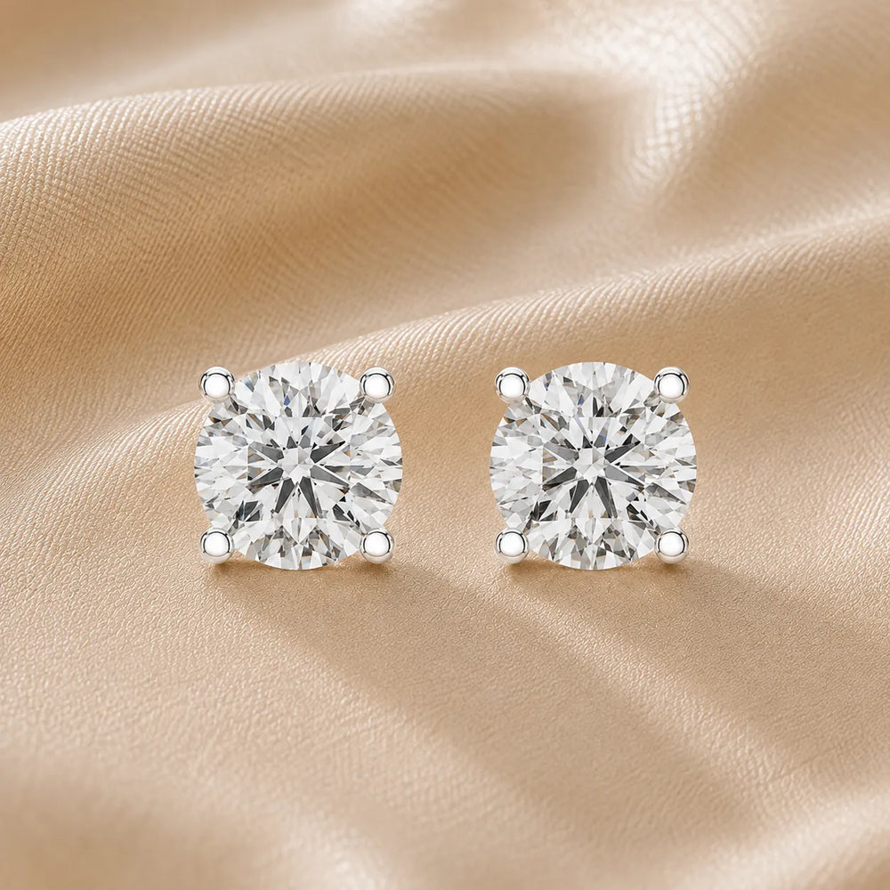The Pure Sparkle Studs earring