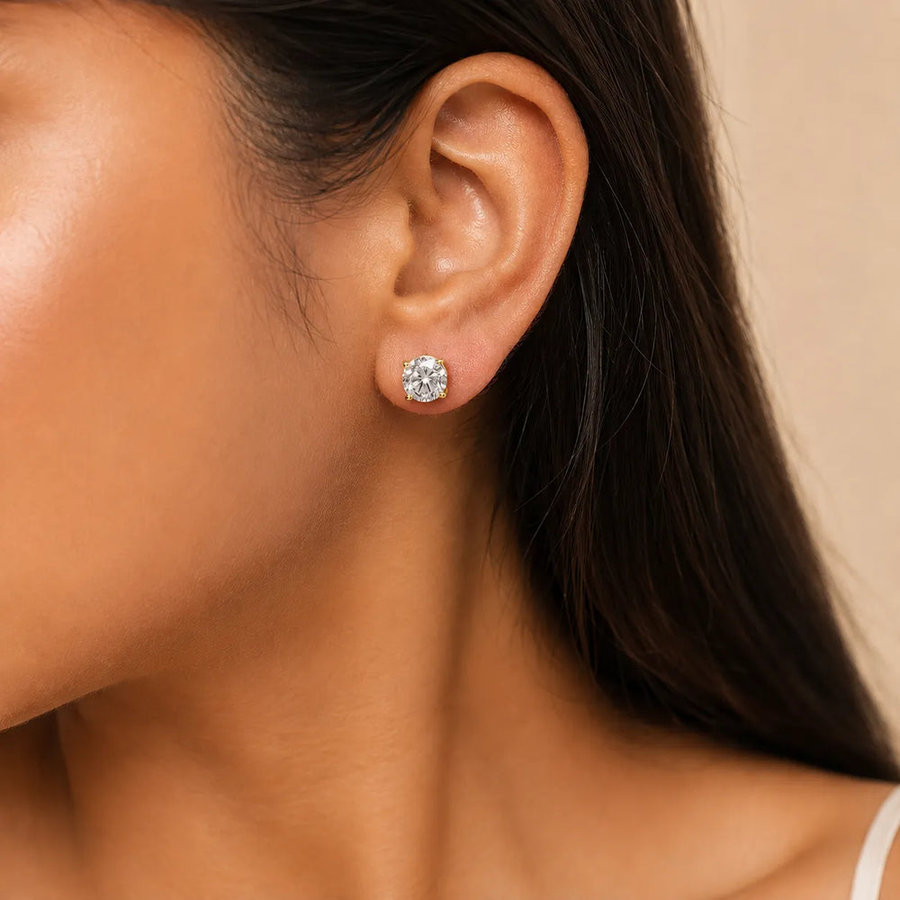 The Pure Sparkle Studs earring