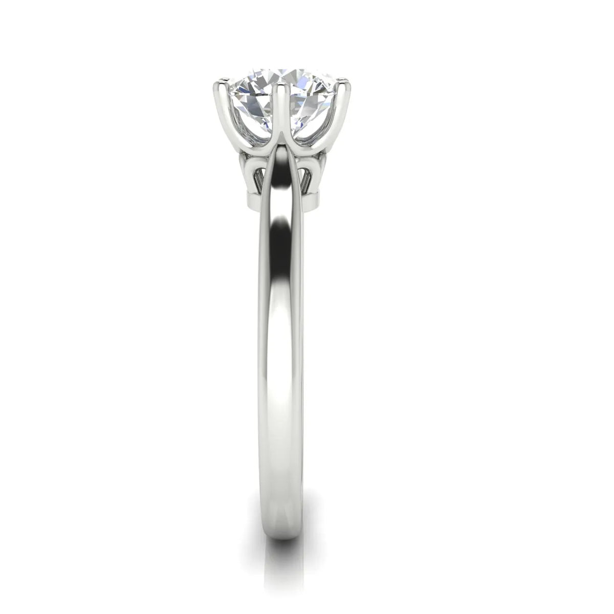 Romantic Solitaire Ring with Timeless Design