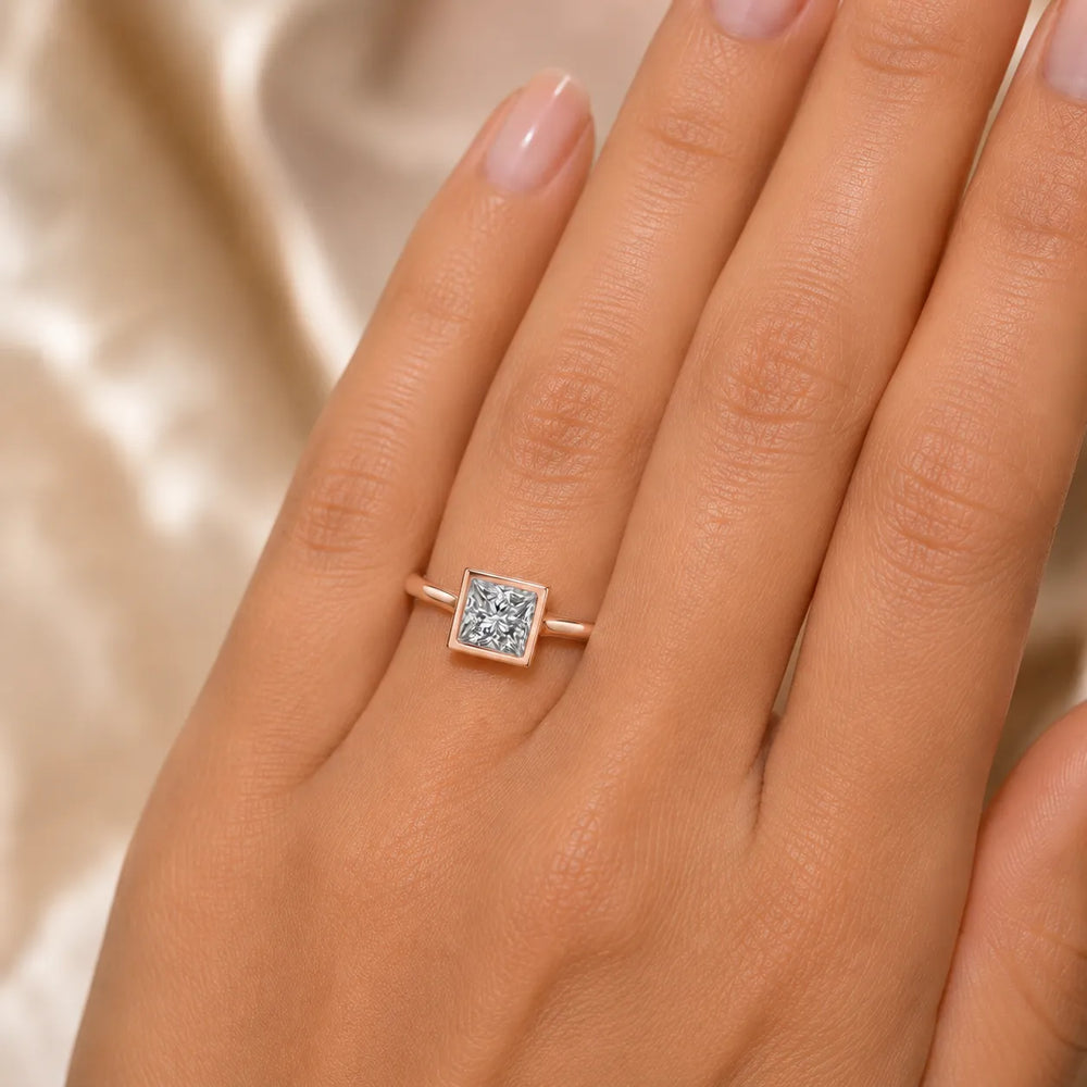 Romantic Halo Solitaire Ring