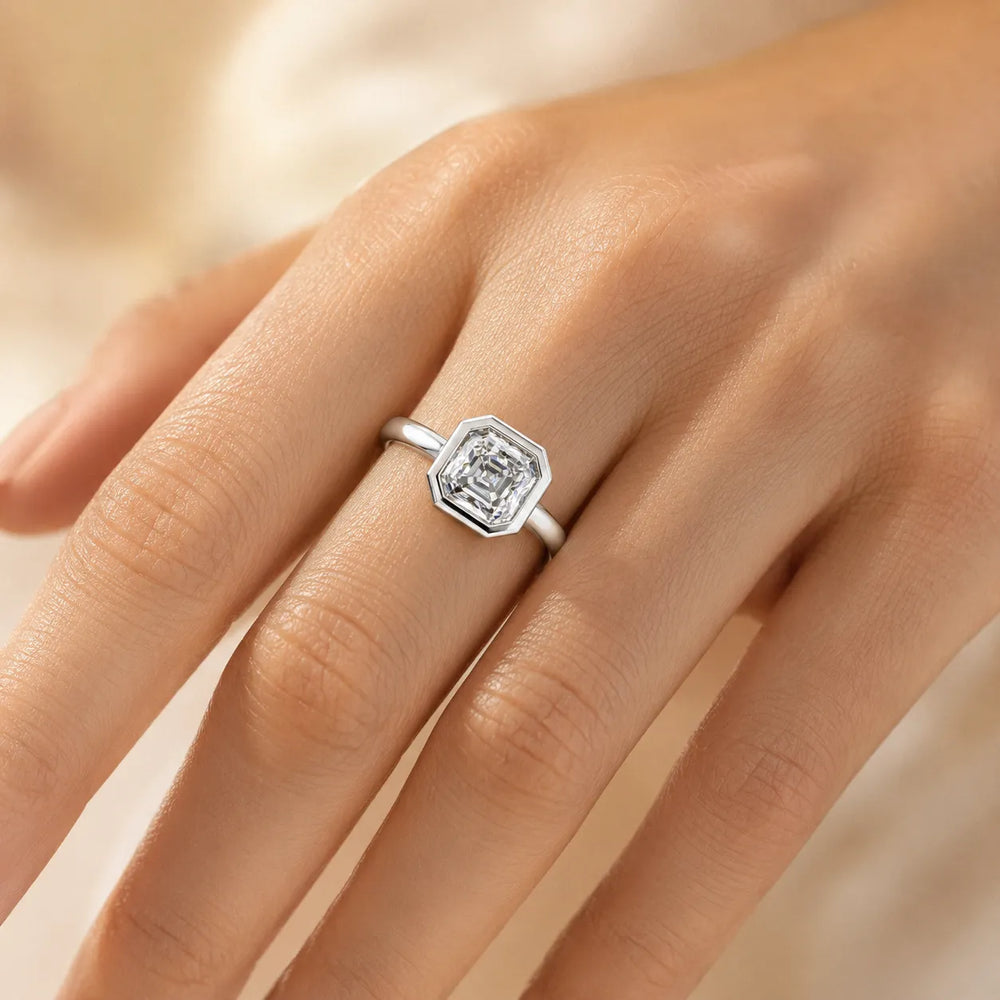Romantic Halo Solitaire Ring