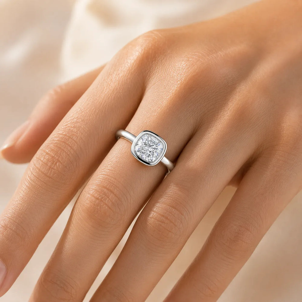 Romantic Halo Solitaire Ring