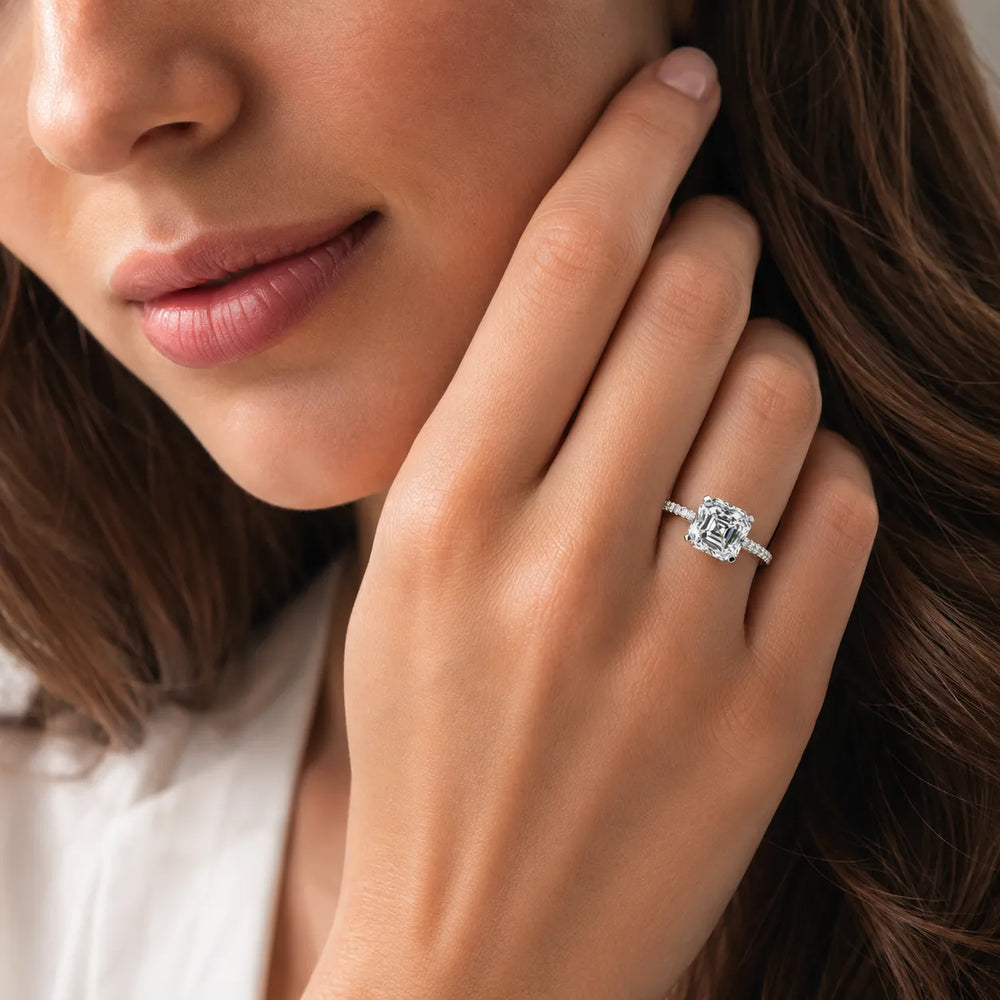 Romantic Solitaire Ring with Pavé Accent