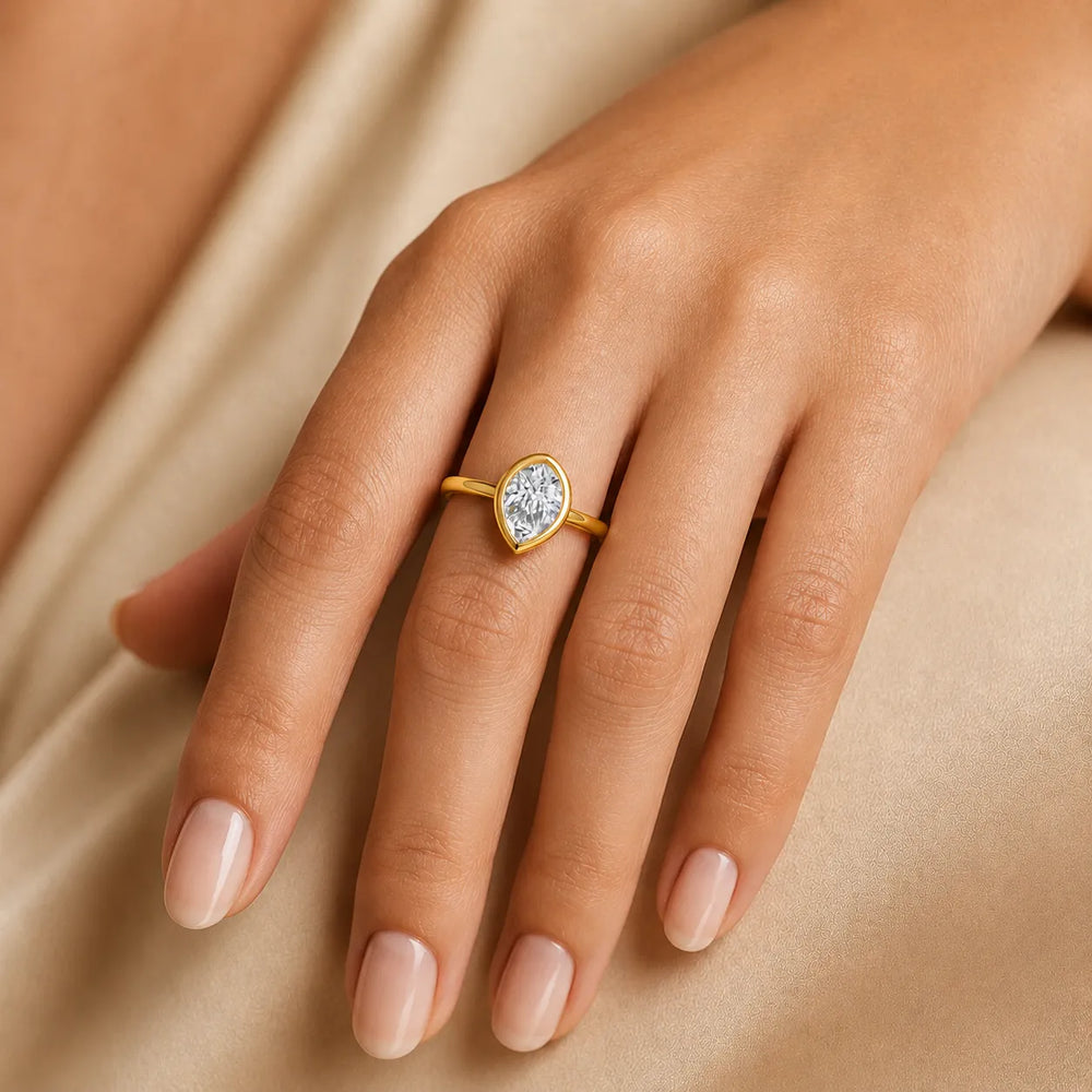 Romantic Halo Solitaire Ring