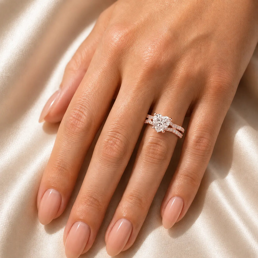 Serenity Knot Ring with Round Diamond