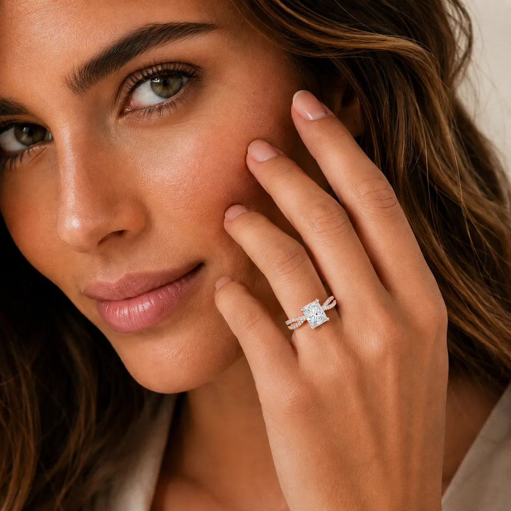 Serenity Knot Ring with Round Diamond